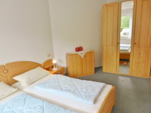 Schlafzimmer FeWo Sauerland mieten
